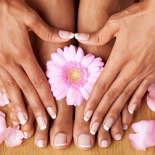 VALENCIA NAIL LOUNGE - MANICURE & PEDICURE